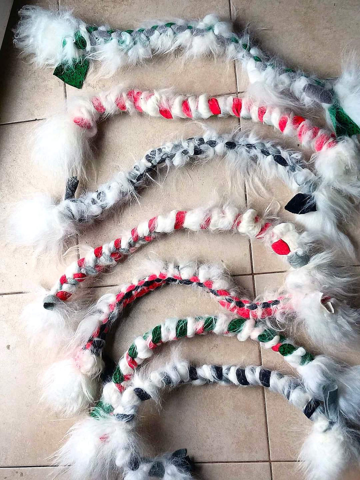 WARKOCZ PSARVARD Z NATURALNEGO FUTRA OWCZEGO